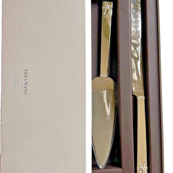 🛍️NIB🥂Vera Wang Bridal Collection Love Knots Silver Plated Cake Knife & Server - Picture 3 of 4